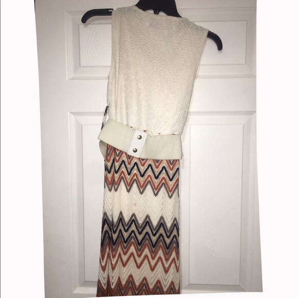 Lace maxi dress - Picture 3 of 3